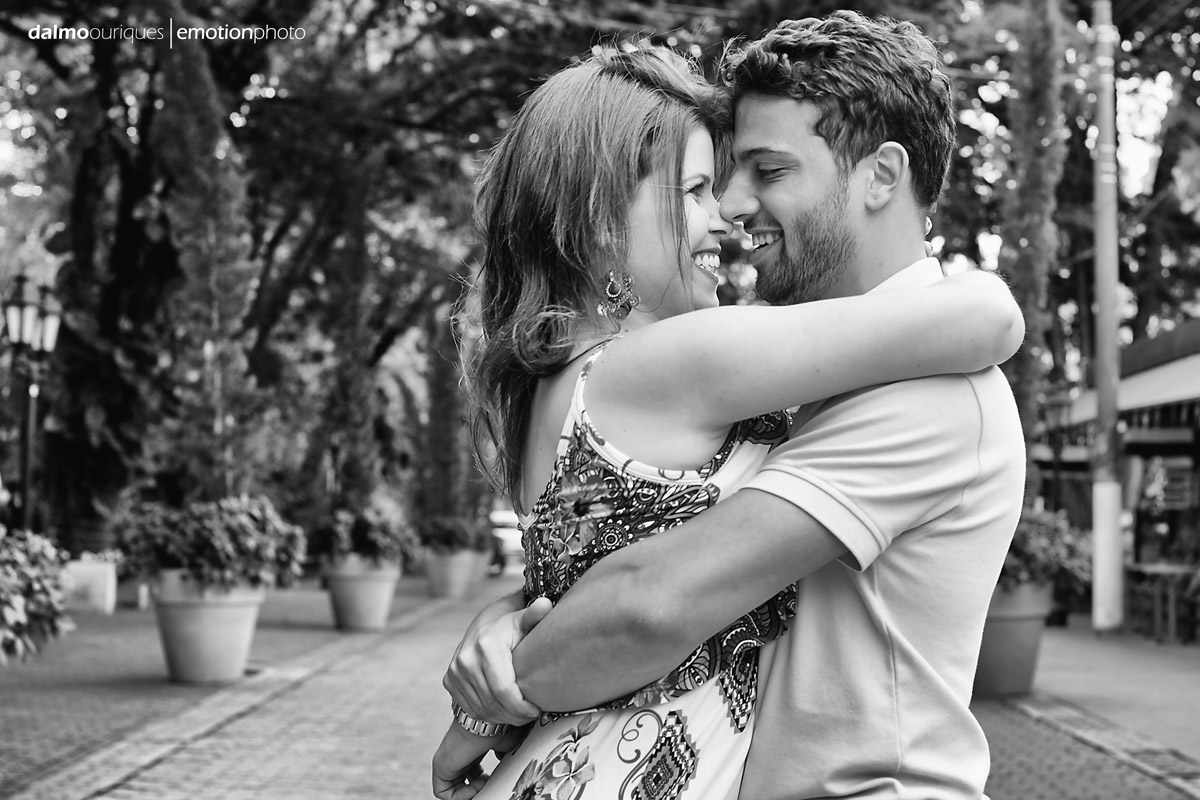 pre wedding em holambra; ensaio de casal em holambra; ensaio em holambra; fotografia de casal; pre wedding; holambra; onde fazer o ensaio de casal