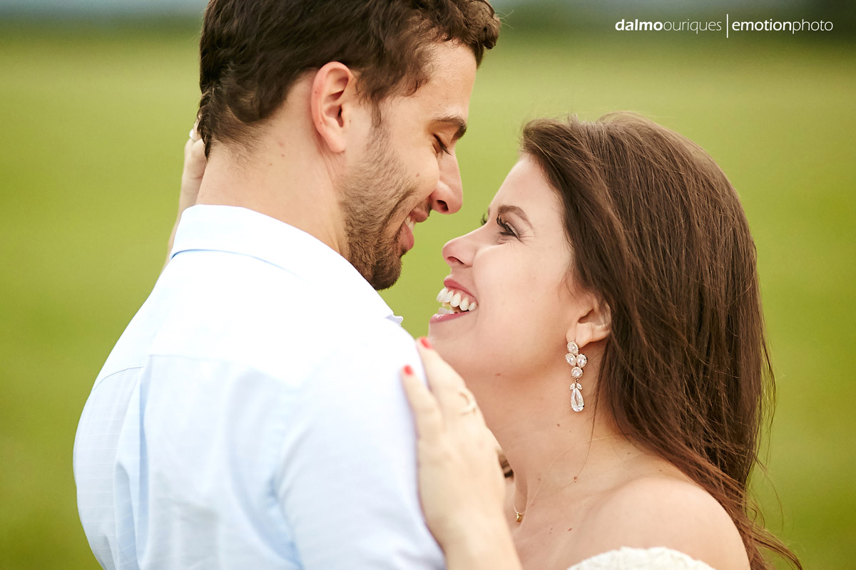 pre wedding em holambra; ensaio de casal em holambra; ensaio em holambra; fotografia de casal; pre wedding; holambra; onde fazer o ensaio de casal; campo florido; ensaio de casal no campo