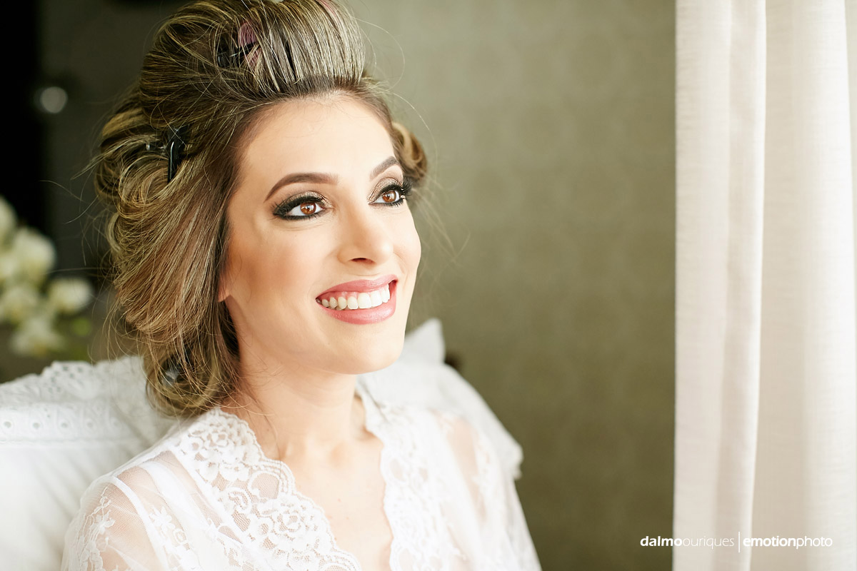 fotografia de casamento em joinville, fotografo de casamento em joinville, wedding em joinville, fotografo dalmo ouriques, harmonia lyra, joinville, making of da noiva, melhores fotos de casamento