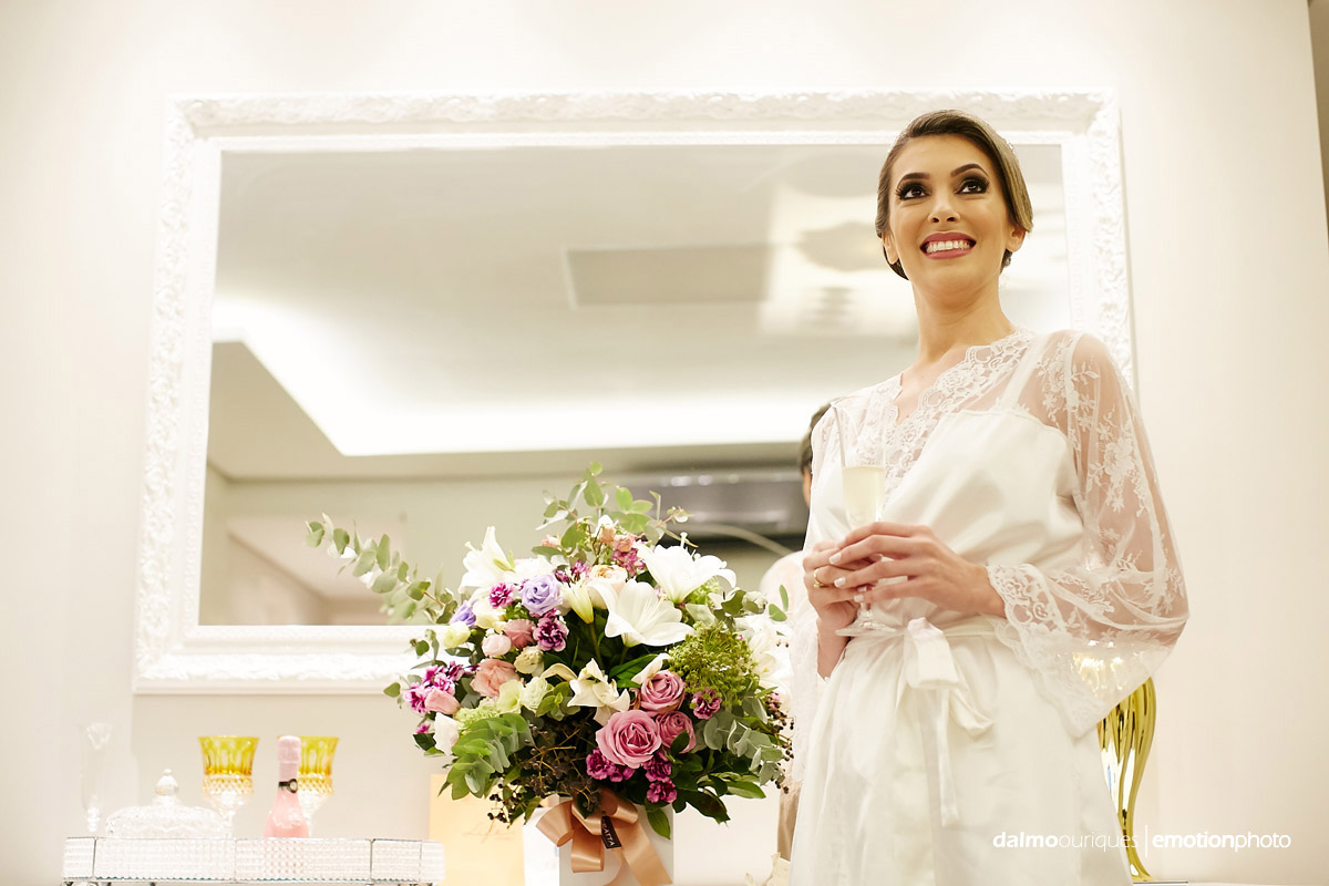 fotografia de casamento em joinville, fotografo de casamento em joinville, wedding em joinville, fotografo dalmo ouriques, harmonia lyra, joinville, making of da noiva, melhores fotos de casamento