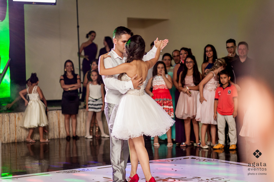 Dança coreografada dos noivos