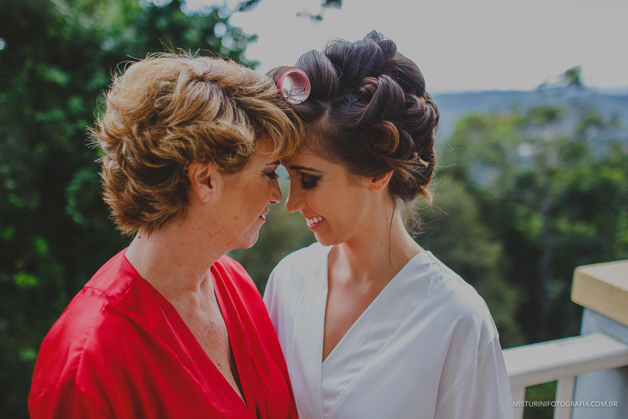 foto da noiva com a mae momento lindo casamento monte verde MG