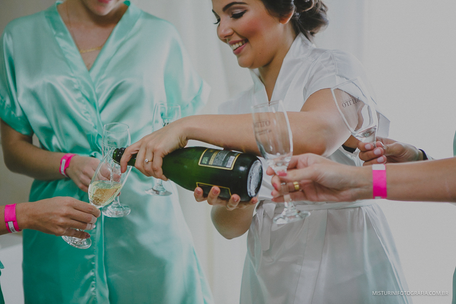 brinde com as madrinhas e amigas casamento em americana sp