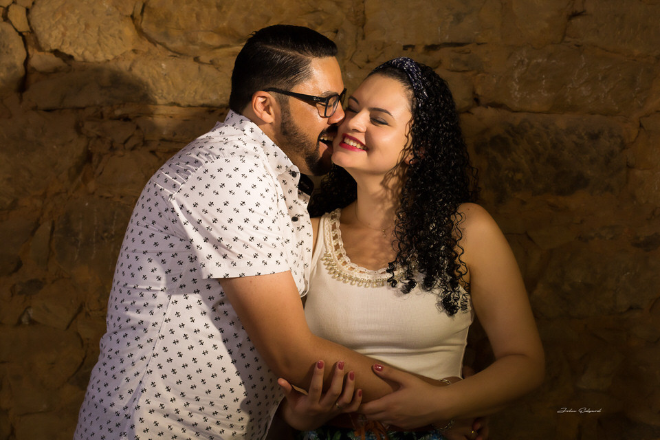 ensaio fotográfico pré wedding em fábrica abandonada em Araçoiaba da Serra- São Paulo