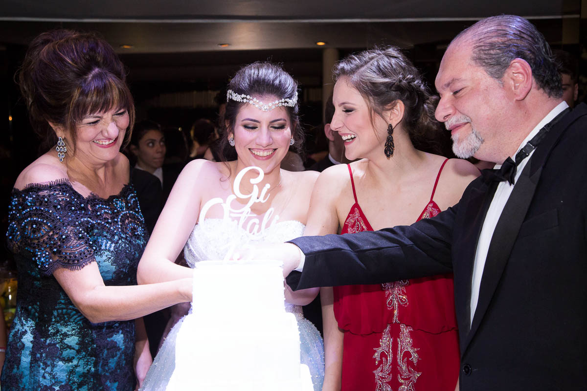 vestido 15 anos, foto maquiagem 15 anos, festa 15 anos, festa debutante, 15 anos, debutante, buffet, foto 15 anos, fotos 15 anos sp, foto 15 anos tauapé, fotografo de 15 anos em sp
