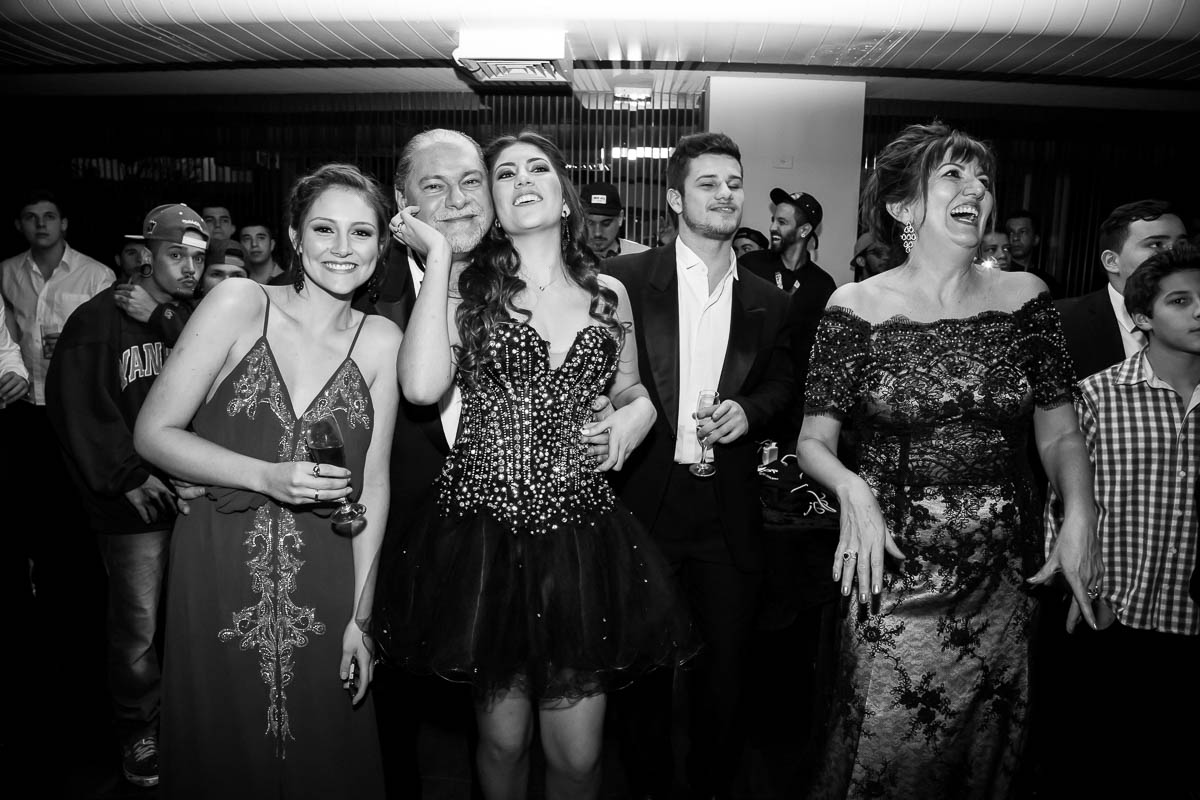 vestido 15 anos, foto maquiagem 15 anos, festa 15 anos, festa debutante, 15 anos, debutante, buffet, foto 15 anos, fotos 15 anos sp, foto 15 anos tauapé, fotografo de 15 anos em sp