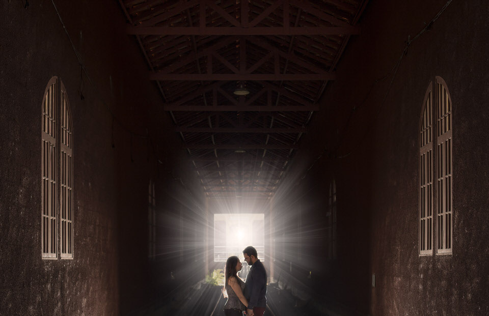 pré wedding Caroline e Rudy em Guararema São Paulo na ponte do trem