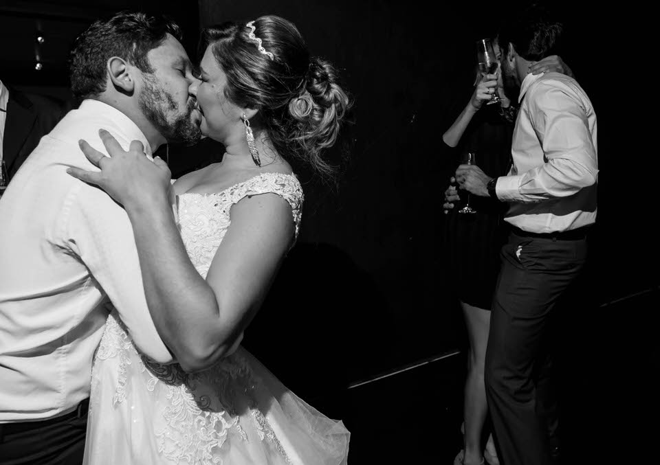 Casamento da Aline e Juan no espaço pompéia em São Paulo