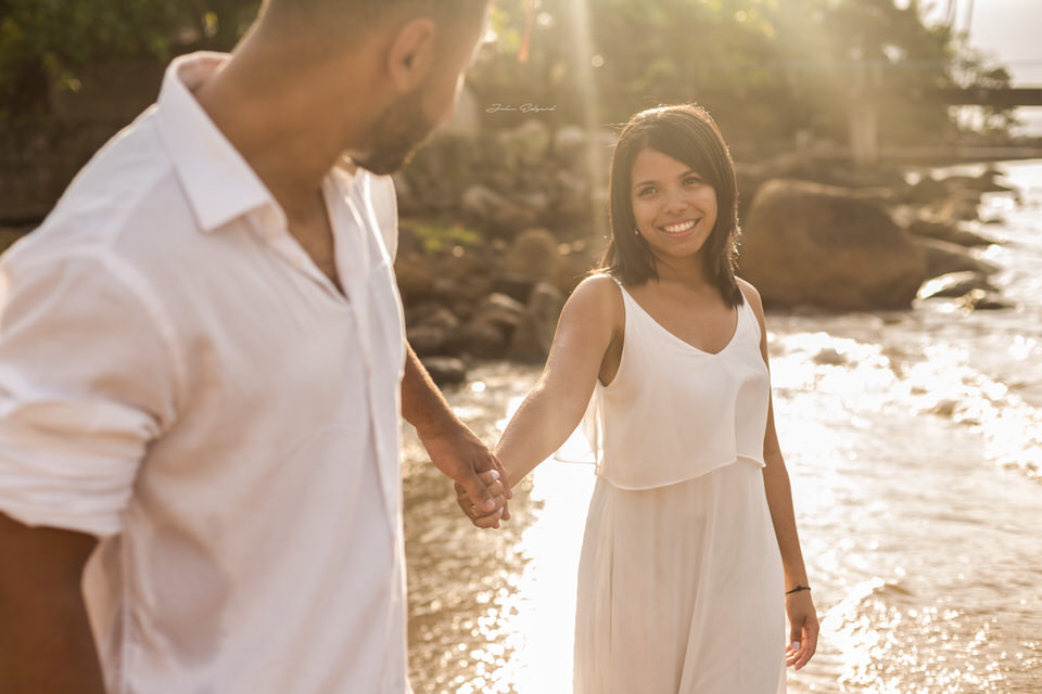 Pré Wedding Camila e Rodrigo em Ilhabela São Paulo, fotógrafo de casamento em SP