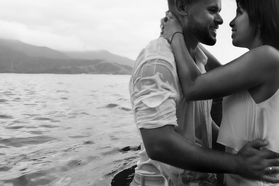 Pré Wedding Camila e Rodrigo em Ilhabela São Paulo, fotógrafo de casamento em SP