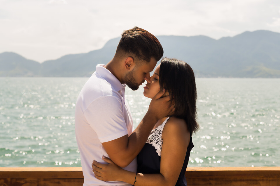 Pré Wedding Camila e Rodrigo em Ilhabela São Paulo, fotógrafo de casamento em SP