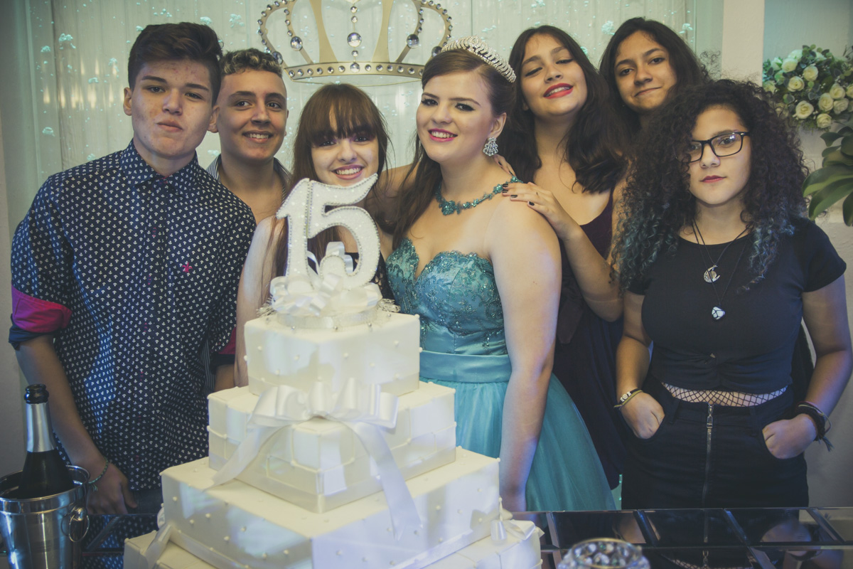 15-quinze-anos-em-santos-sao-vicente-debutante-em-santos-book-debutante-festa-de-quinze-anos-buffet-brunelli-15-ano-santos-sp-gilberto-servo-fotografo-servostudio-fotografia