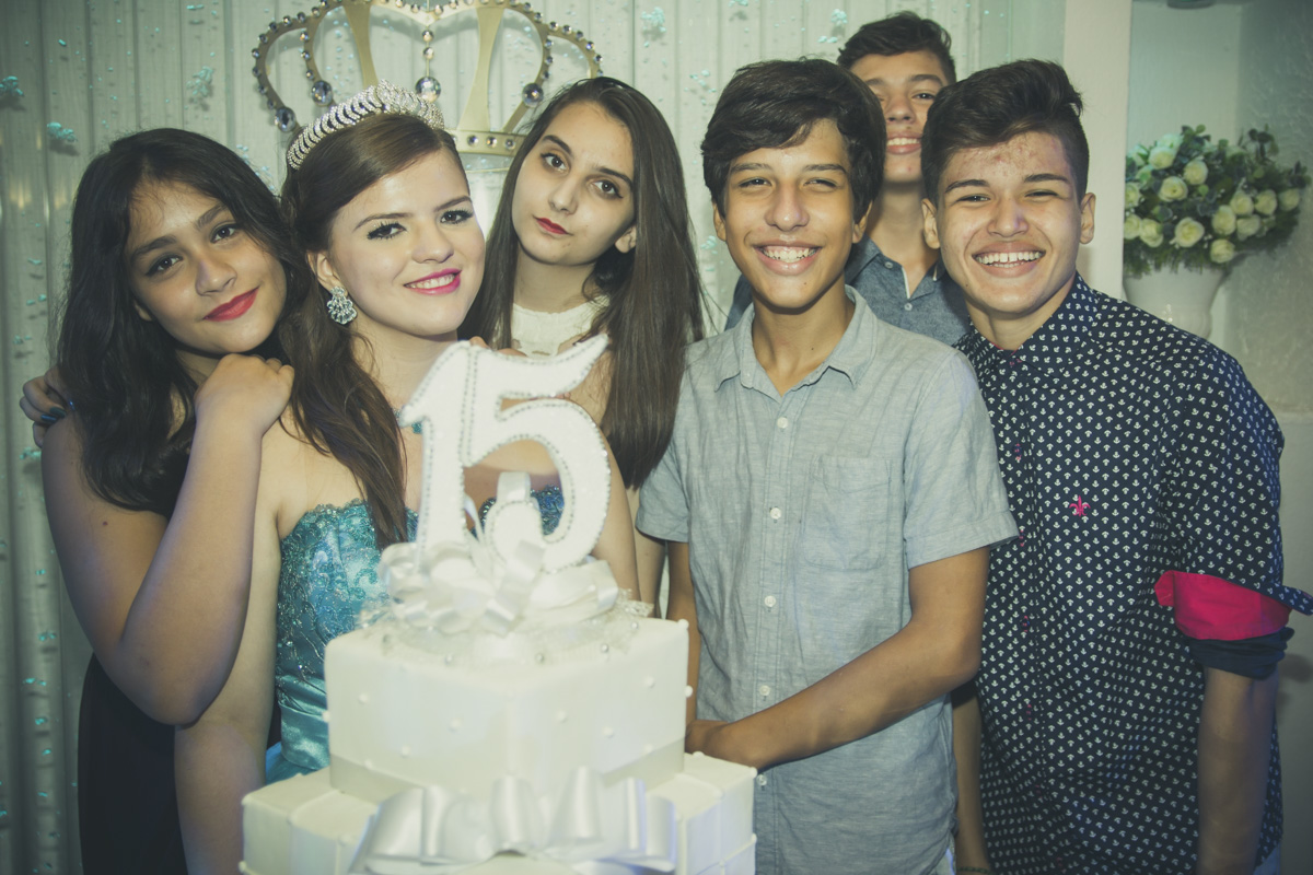 15-quinze-anos-em-santos-sao-vicente-debutante-em-santos-book-debutante-festa-de-quinze-anos-buffet-brunelli-15-ano-santos-sp-gilberto-servo-fotografo-servostudio-fotografia