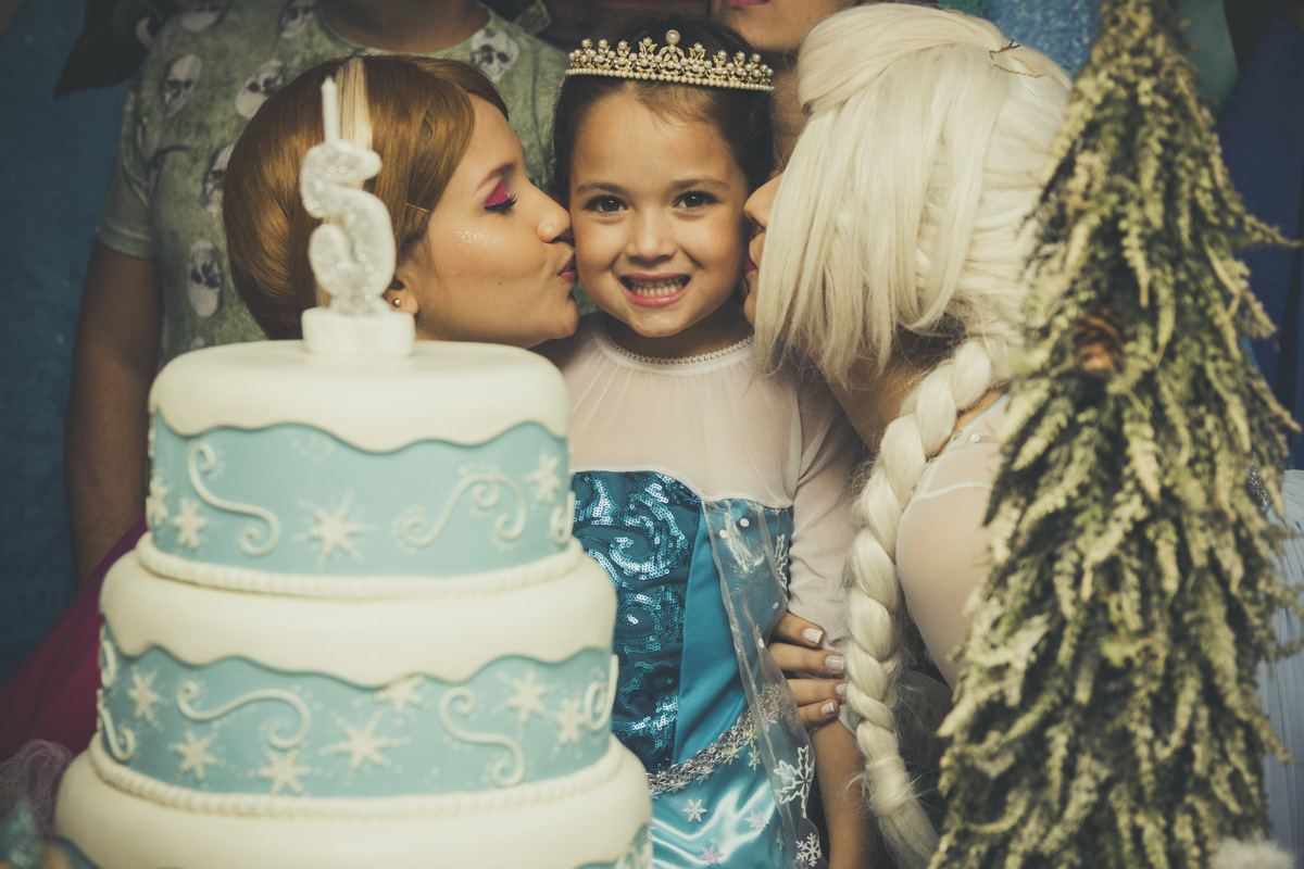aniversario-em-santos-buffet-mario-kids-em-santos-manu-princesas-frozen-elsa