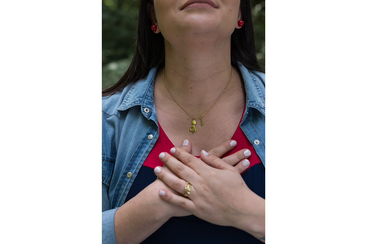 gestante curitiba grávida mãe mamãe camisa jeans blusa branca natureza luz natural