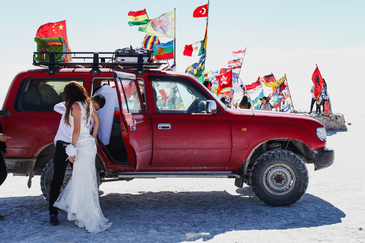wedding salar uyuni, bolivia