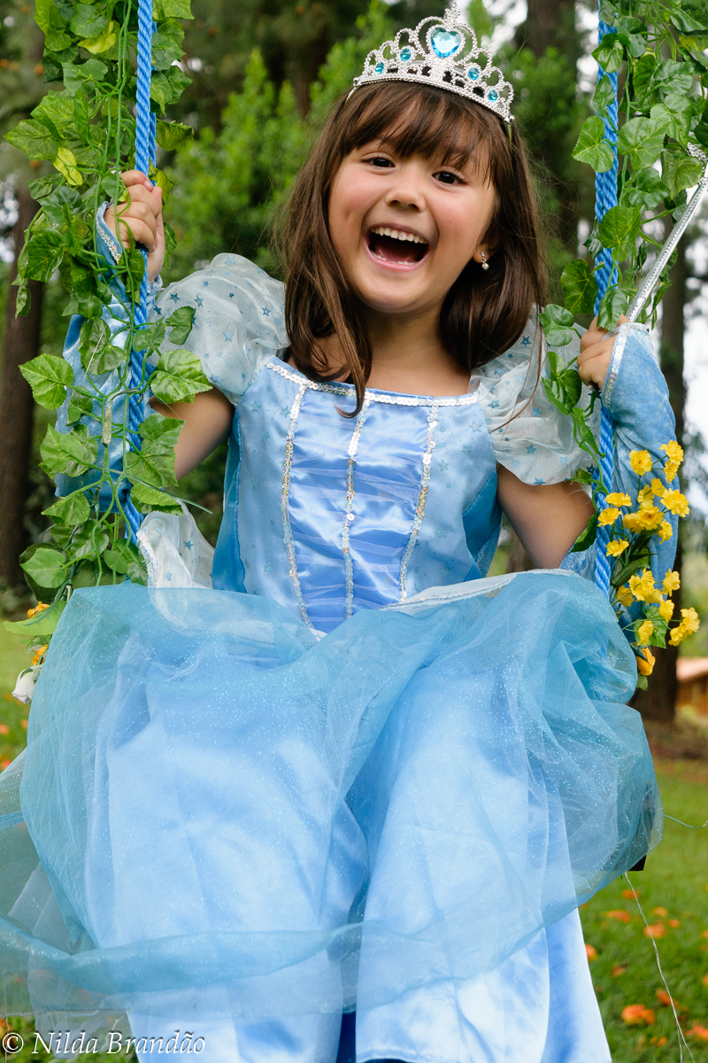 Cinderela é a princesa disney favorita da Samara