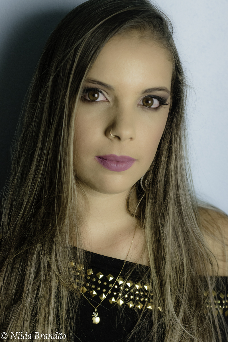 Depois da maquiagem, de menina a mulher
