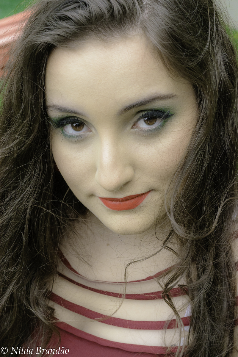Transformação de menina a mulher nesse lindo ensaio fotografico