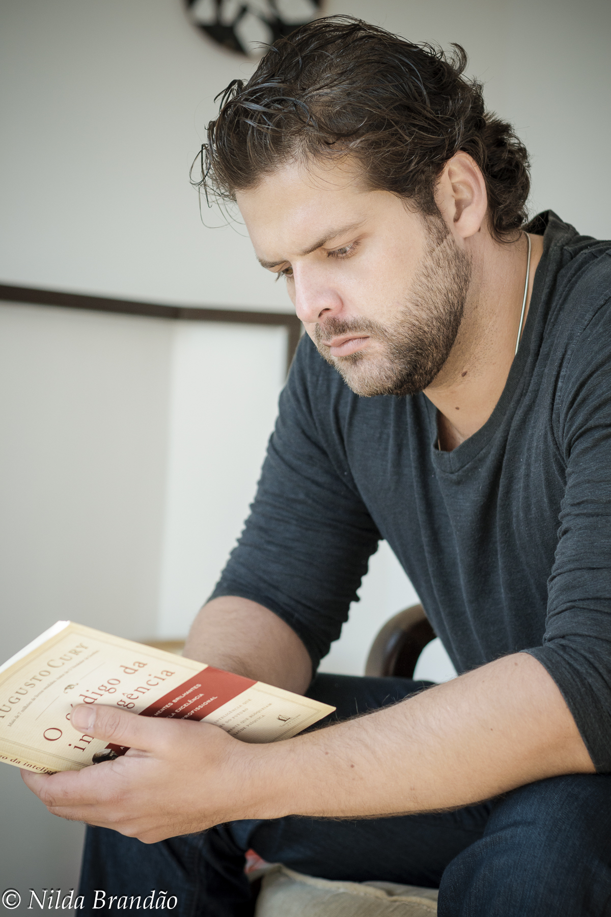 Momento leitura porque homem instruído é tudo de bom.