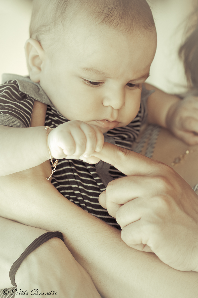 Que coisa mais interessante é a mãozona do meu pai! acompanhamento do primeiro ano de vida do bebê, fotografias eternas