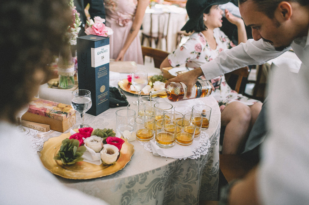 Rodada de Whisky em casamento