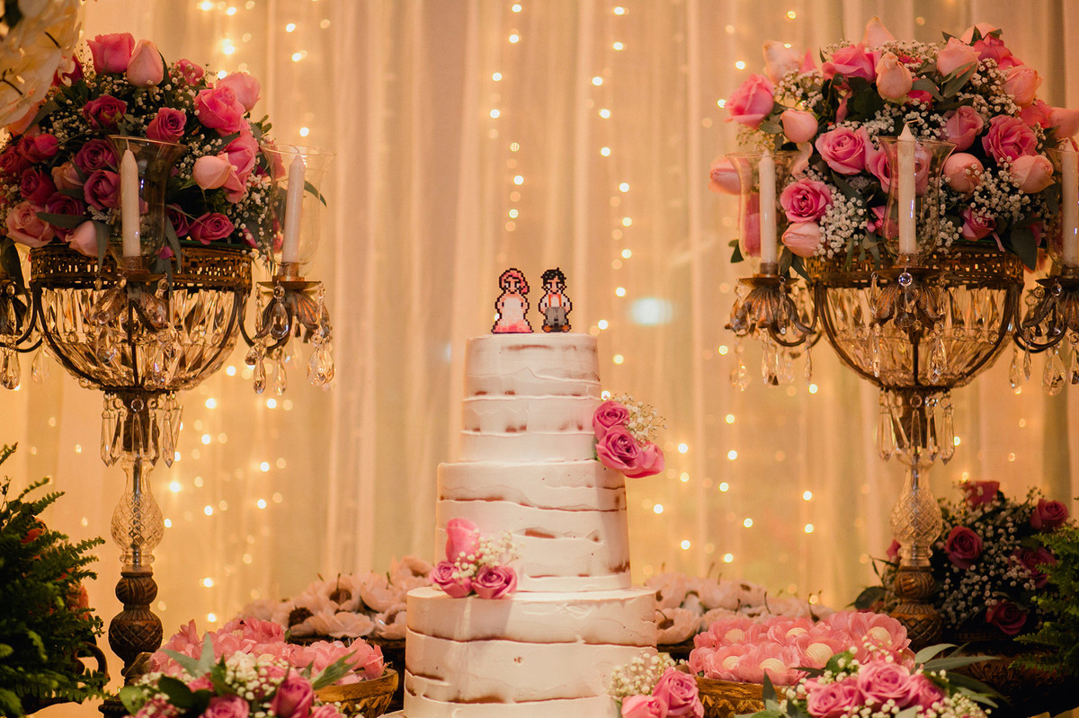 bolo de casamento nerd