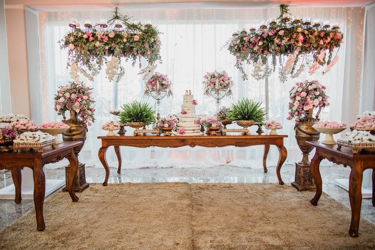 decoração do netto sousa em casamento geek nerd em contemporâneo park em brasilia-df