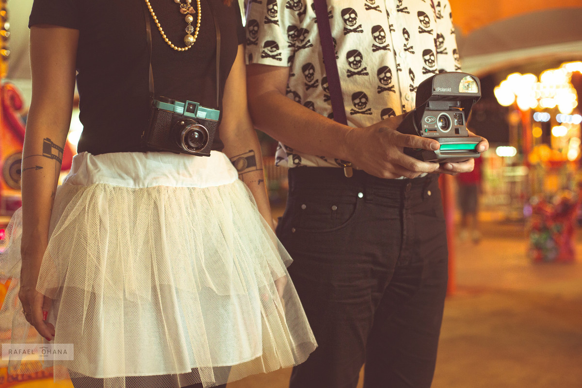ensaio-temático-de-casal-Rafael-Ohana-fotógrafo-de-casamento-em-Brasília-parque-de-diversões