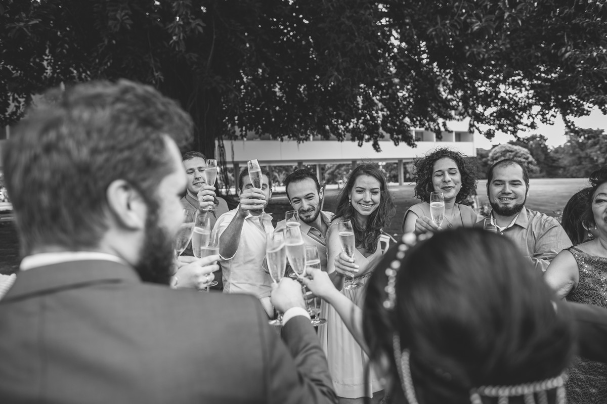 Recepção de casamento mini wedding do casamento da Luciana e do Adriano no Brasília Palace em Brasília e fotografado pelo fotógrafo de Casamento Rafael Ohana em Brasília-DF