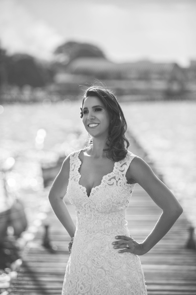 trash-the-dress-da-Flávia-Rafael-Ohana-Fotógrafo-de-casamentos-em-Brasília-wedding-casamento-bodas-ensaio-prévia-de-noiva-SUP-esporte-sports-vestido-de-noiva