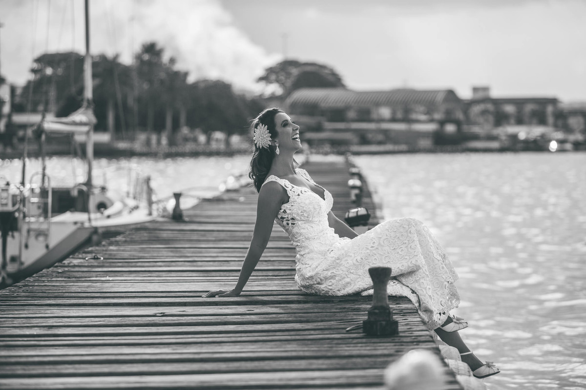 trash-the-dress-da-Flávia-Rafael-Ohana-Fotógrafo-de-casamentos-em-Brasília-wedding-casamento-bodas-ensaio-prévia-de-noiva-SUP-esporte-sports-vestido-de-noiva