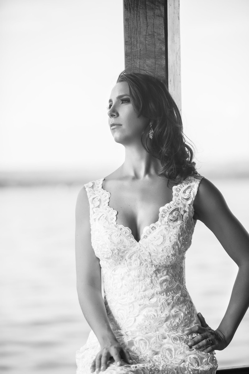 trash-the-dress-da-Flávia-Rafael-Ohana-Fotógrafo-de-casamentos-em-Brasília-wedding-casamento-bodas-ensaio-prévia-de-noiva-SUP-esporte-sports-vestido-de-noiva