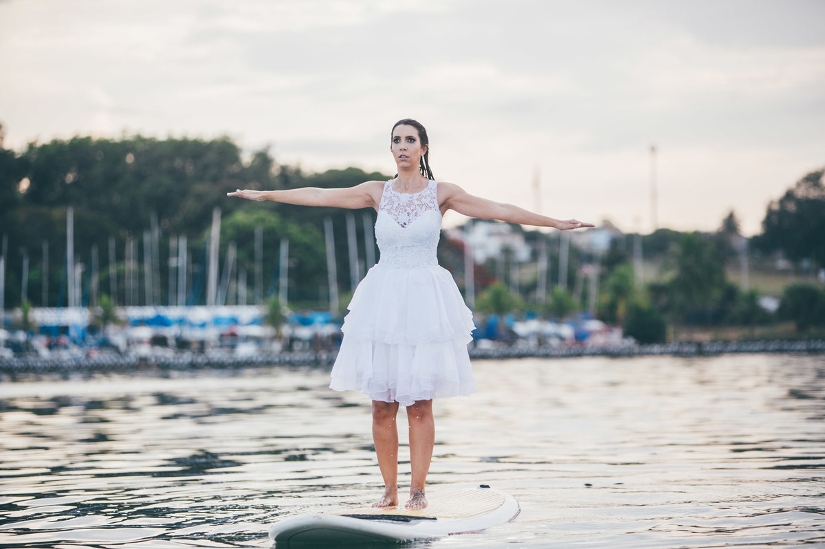 trash-the-dress-da-Flávia-Rafael-Ohana-Fotógrafo-de-casamentos-em-Brasília-wedding-casamento-bodas-ensaio-prévia-de-noiva-SUP-esporte-sports-vestido-de-noiva-sexy-nasty-hot-quente-linda-sensual