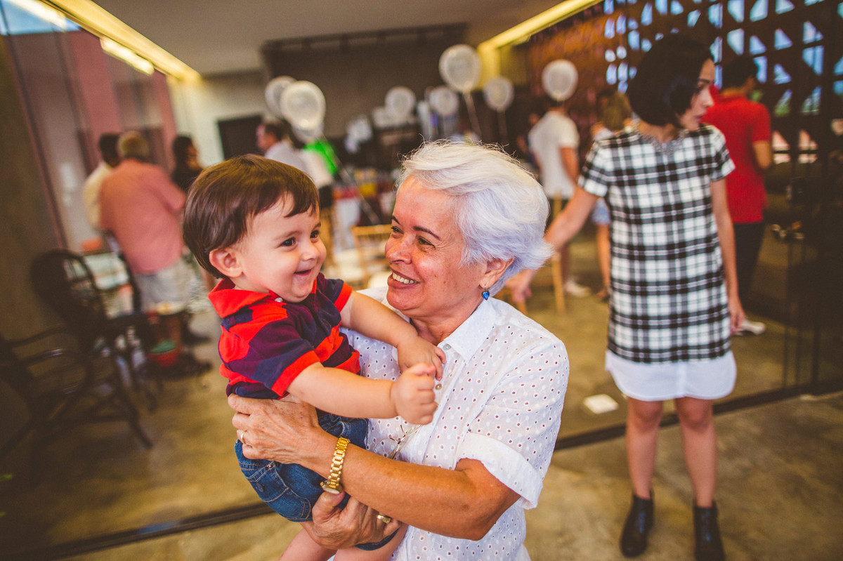 festa-de-aniversário--1-ano-do-Daniel-Rafael-Ohana-fotógrafo-de-festas-infantis-em-Brasília-DF-crianças-aniversário-vintage-retro