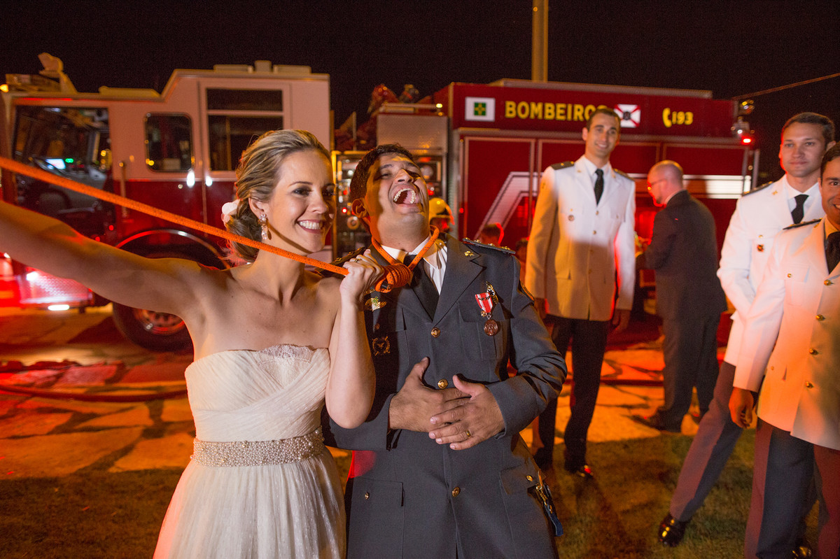 Casamento de bombeiro feito em Brasília por Rafael Ohana Photography