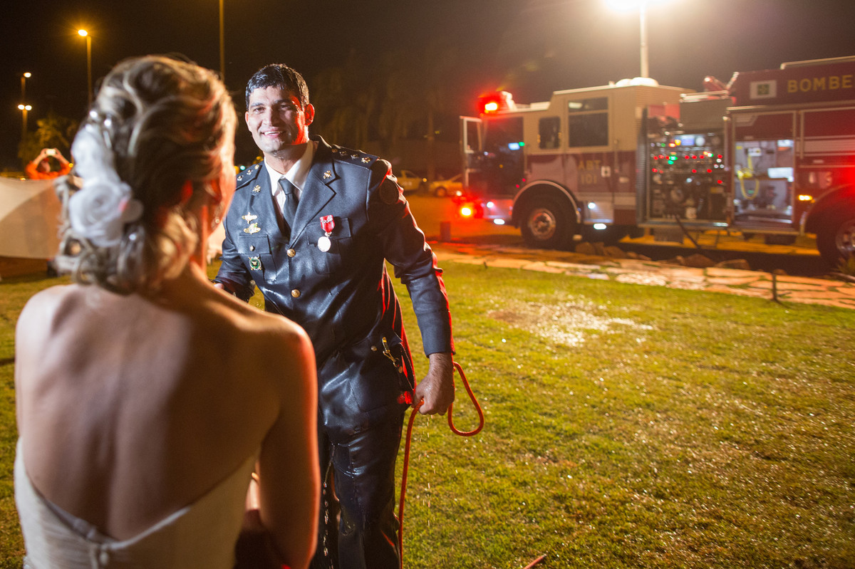 Casamento de bombeiro feito em Brasília por Rafael Ohana Photography