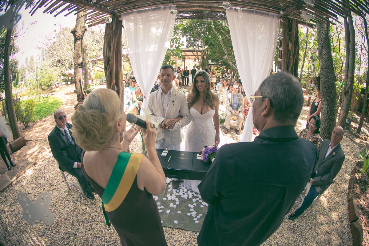 fotografias de casamento feitas pelo fotógrafo Rafael Ohana em Brasília-DF no Espaço Florativa