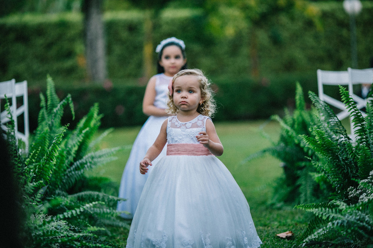 Casamento rustico ao ar livre feito pela equipe de Rafael Ohana Photography