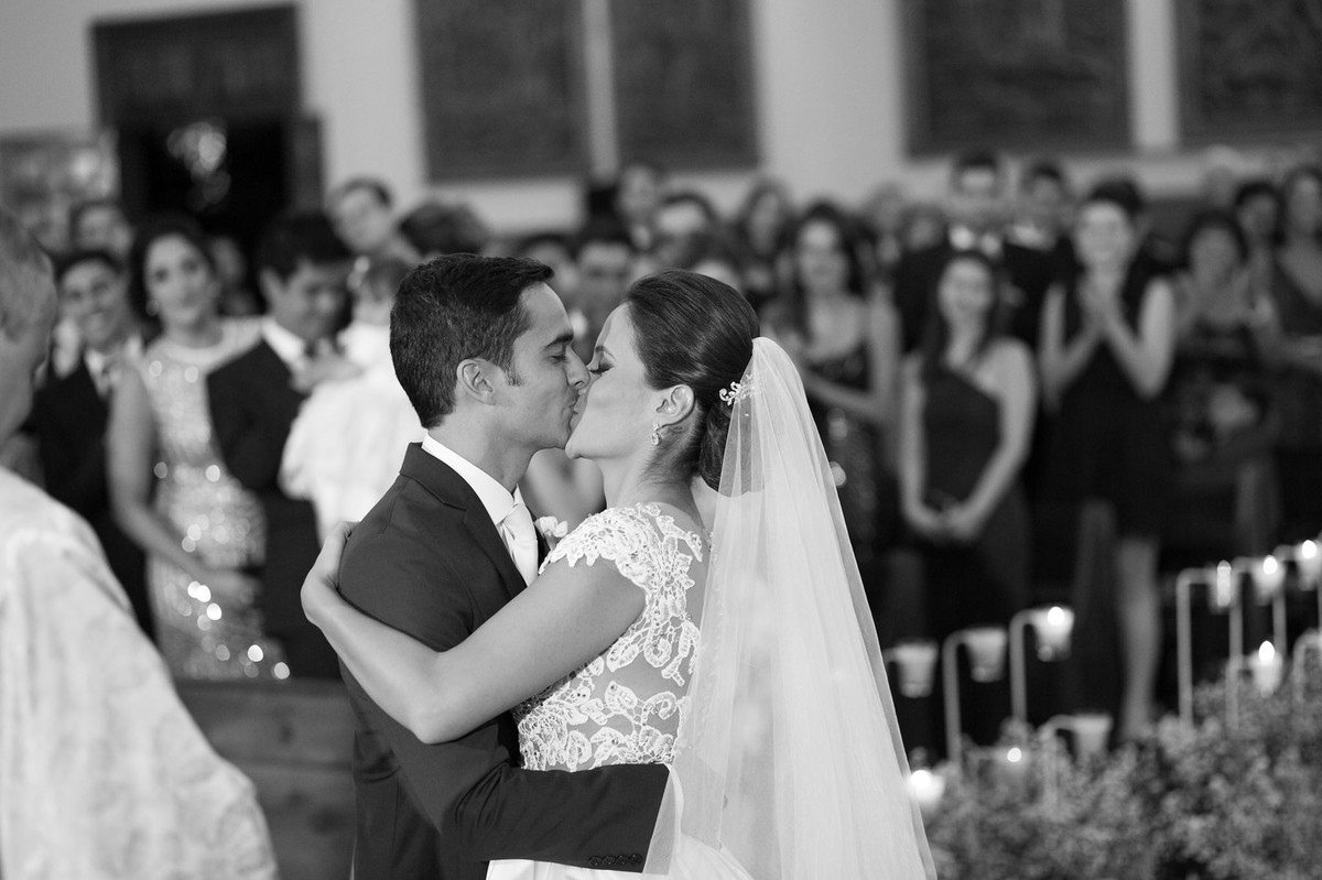casamento feito em igreja pelo fotógrafo de casamento Rafael Ohana em Brasília-DF