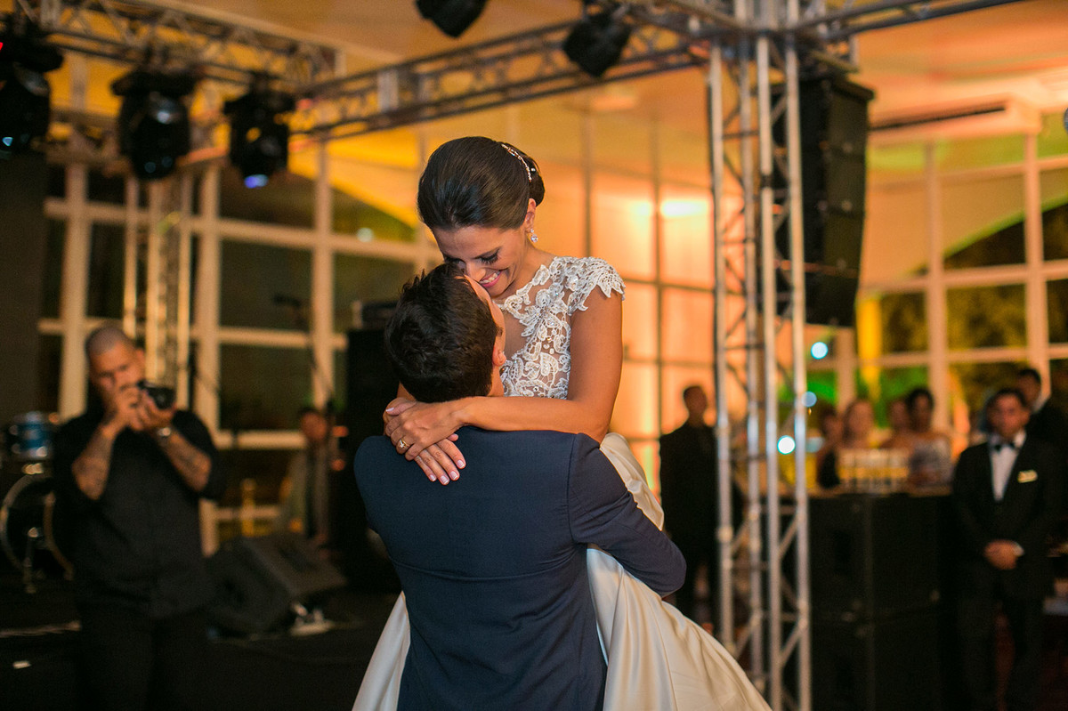 casamento feito em igreja pelo fotógrafo de casamento Rafael Ohana em Brasília-DF