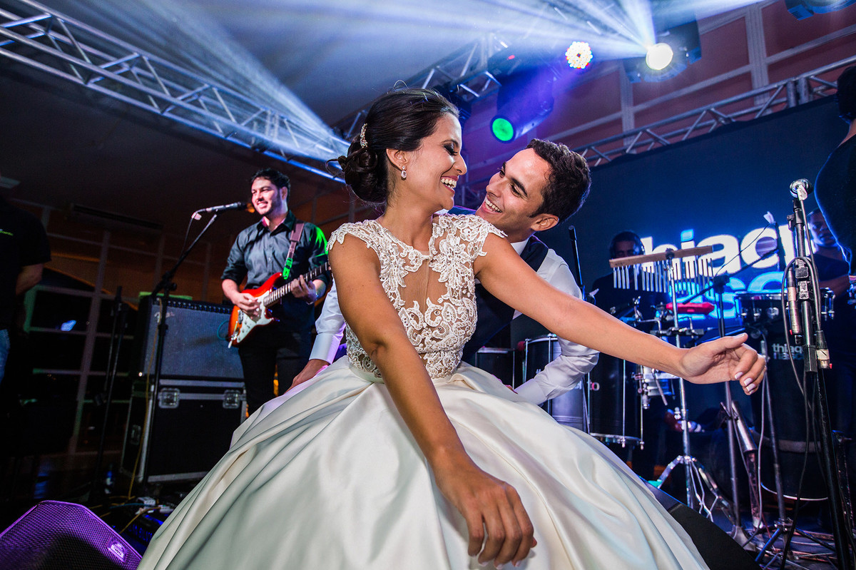 casamento feito em igreja pelo fotógrafo de casamento Rafael Ohana em Brasília-DF