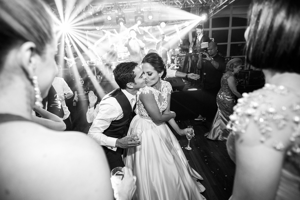 casamento feito em igreja pelo fotógrafo de casamento Rafael Ohana em Brasília-DF