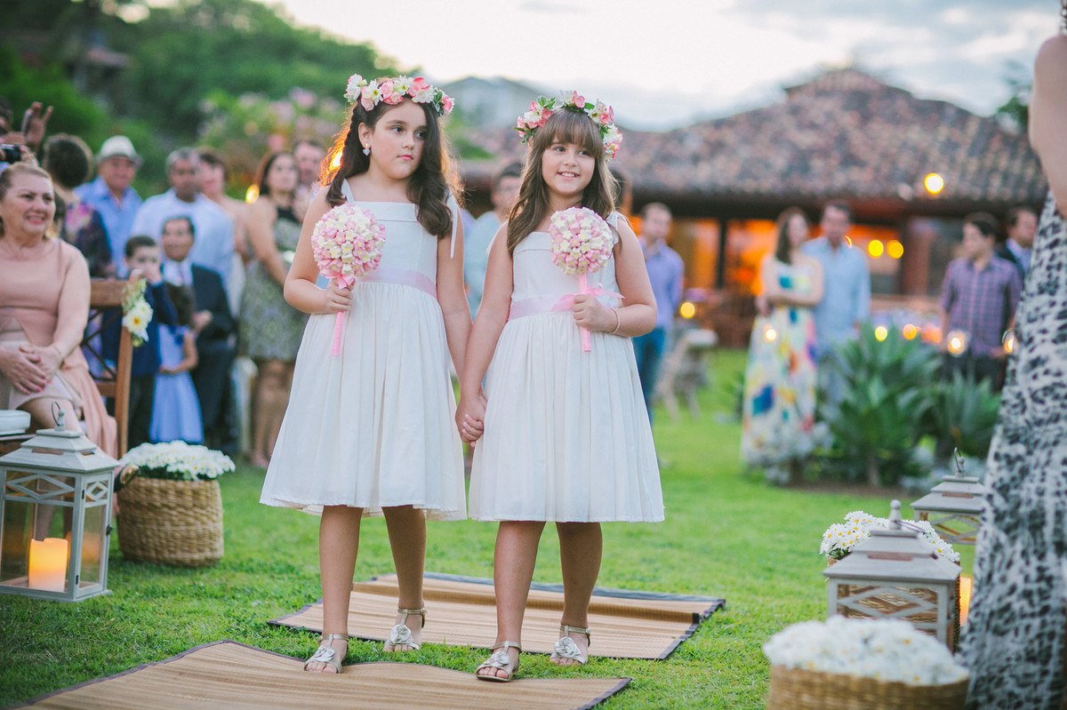 Meninas em casamento em Búzios-DF