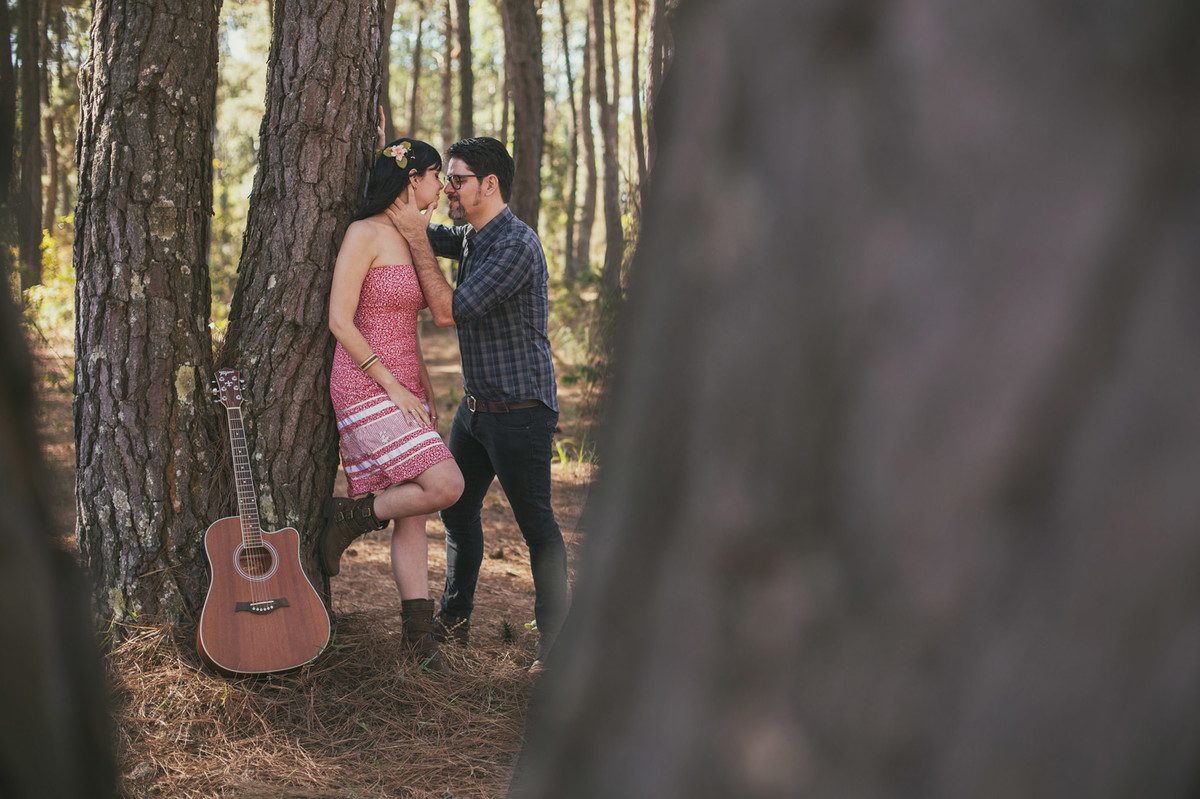Ensaio romântico no estilo folk fotografado pelo fotógrafo de casamentos Rafael Ohana em Brasília-DF