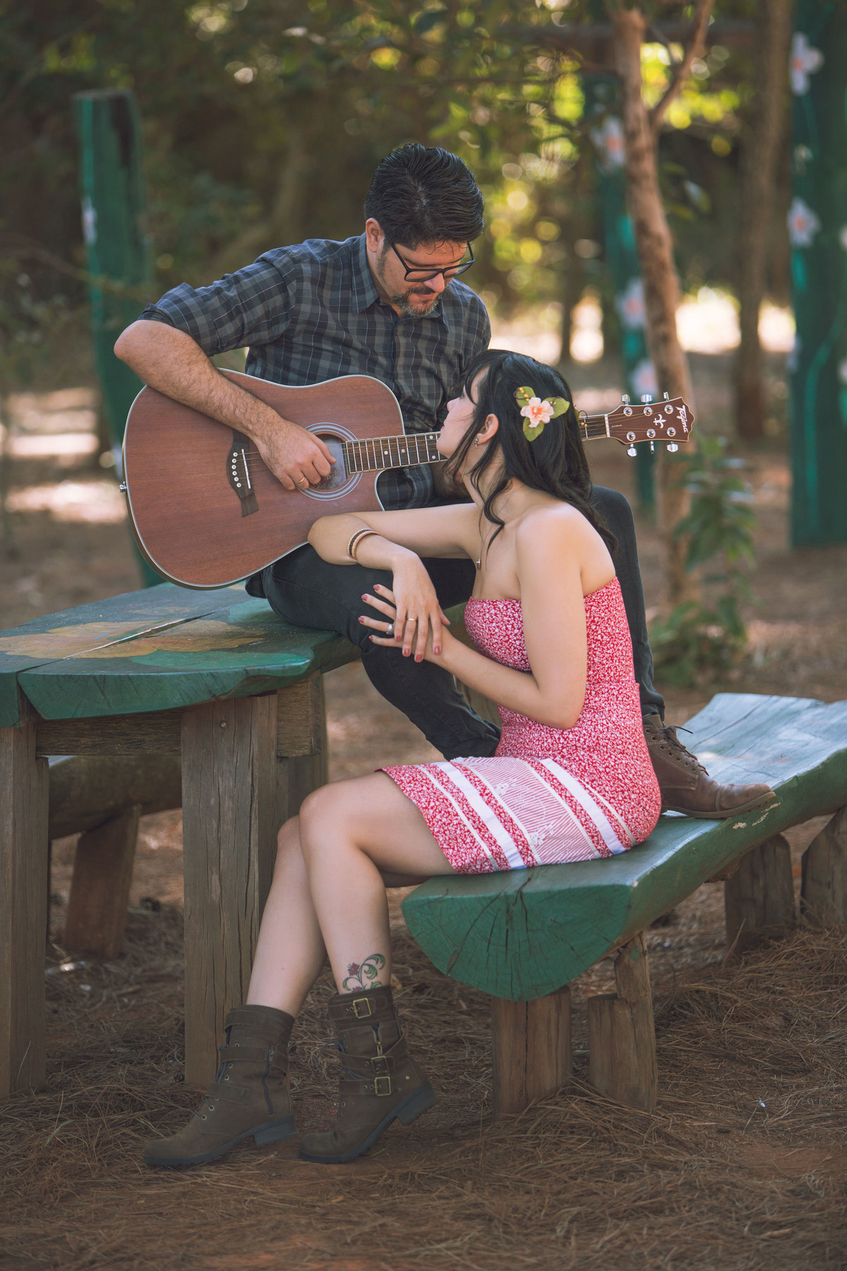Ensaio romântico no estilo folk fotografado pelo fotógrafo de casamentos Rafael Ohana em Brasília-DF
