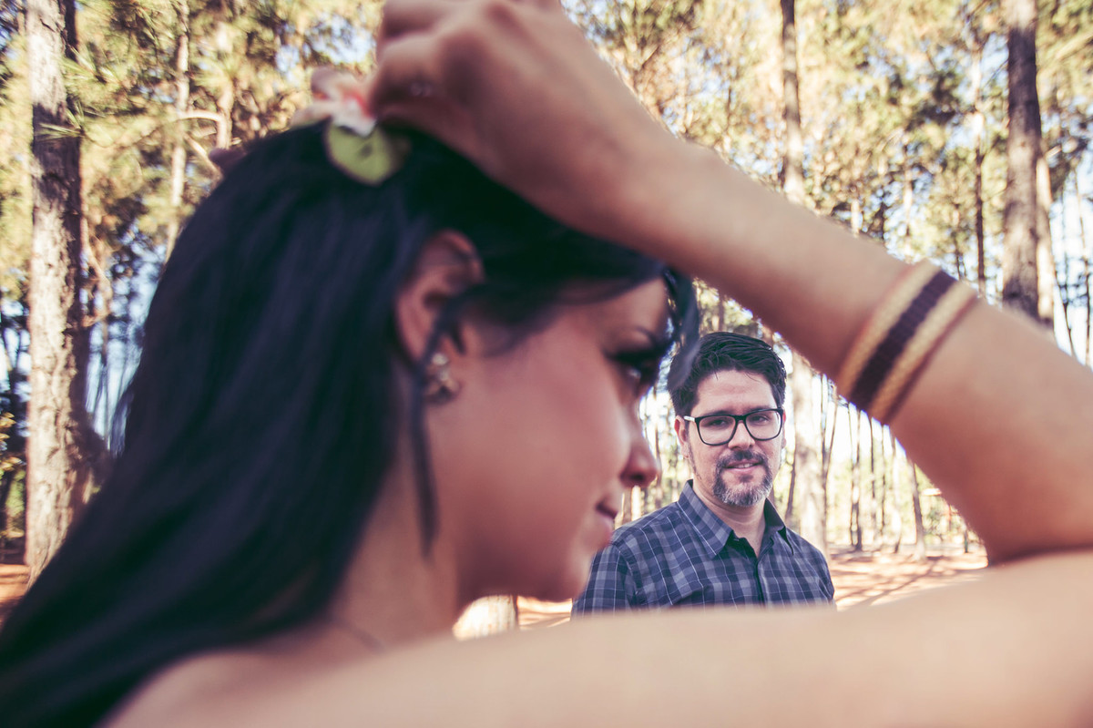 Ensaio romântico no estilo folk fotografado pelo fotógrafo de casamentos Rafael Ohana em Brasília-DF