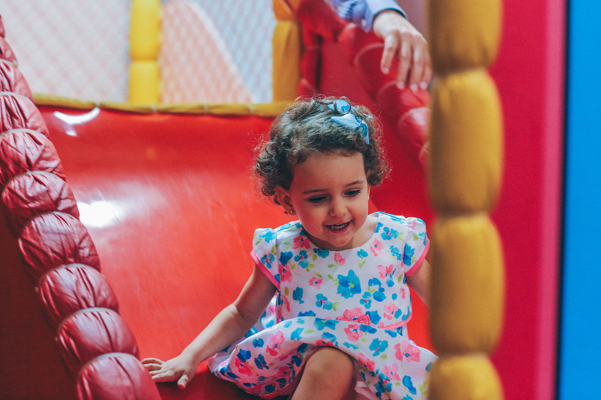 Festa de um ano fotografada pelo fotógrafo de festa infantil Rafael Ohana em Espaço Mari Ferola em Brasília-DF
