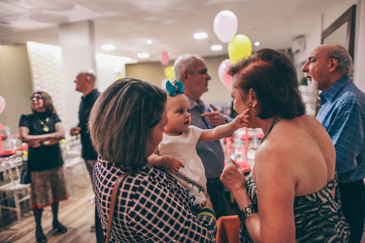Festa de um ano fotografada pelo fotógrafo de festa infantil Rafael Ohana em Espaço Mari Ferola em Brasília-DF