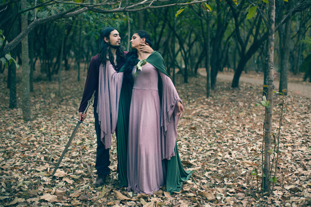 Casal no estilo medieval www.rafaelohana.com Medieval Couple Photoshoot